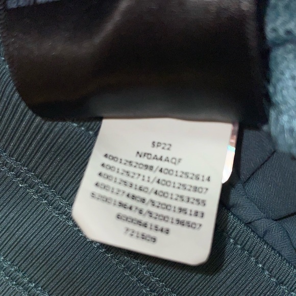 THE NORTH FACE Women's Aphrodite Motion Short in Goblin Blue - Picture 8 of 8